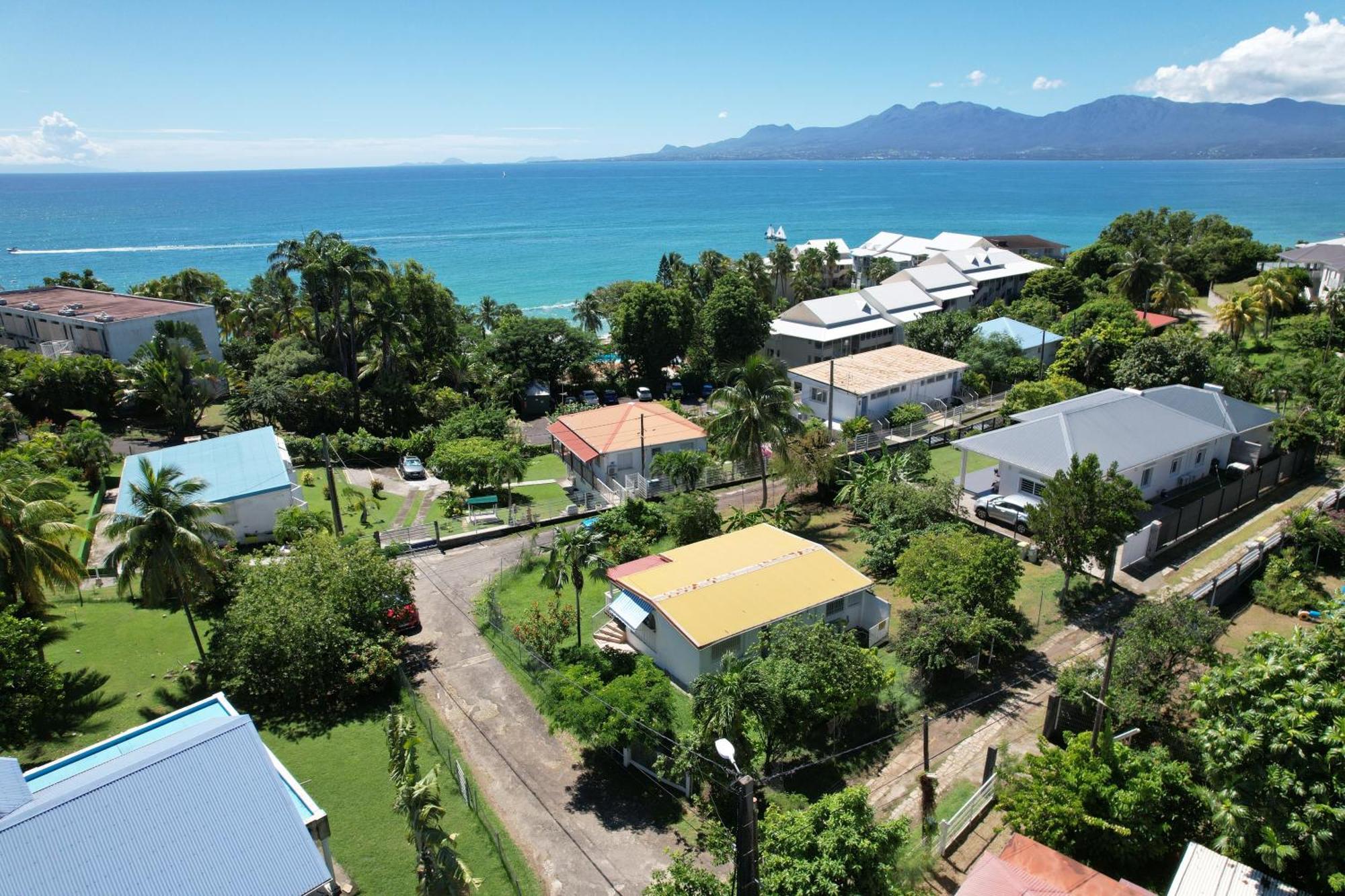 Bungalow Proche Plage Le Gosier  Extérieur photo